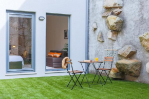 Отель Samasal Trindade Studio • WIFI · NETFLIX · Terrace  Atiães